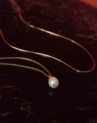 Solid Gold Baroque Pearl Organic Pendant Necklace